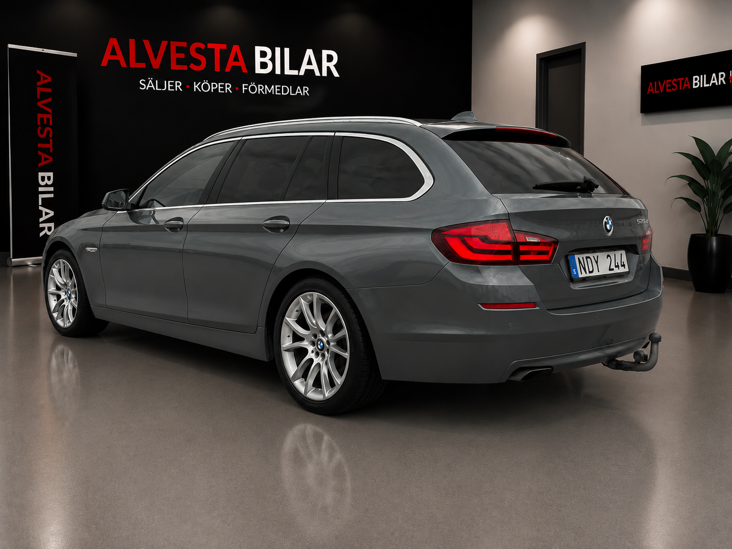 BMW 525 2013, bild 3/43