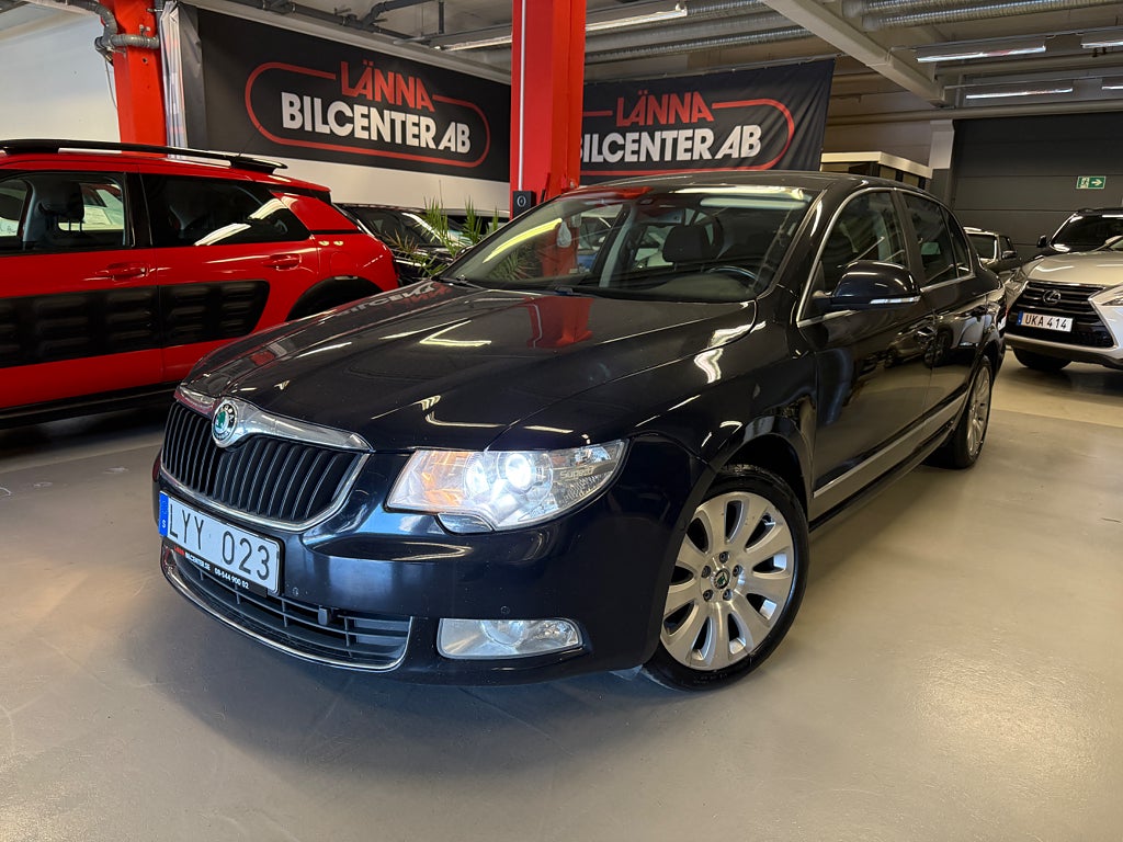Skoda Superb 2.0 TDI Elegance Drag M-värmare PDC Kamrem bytt