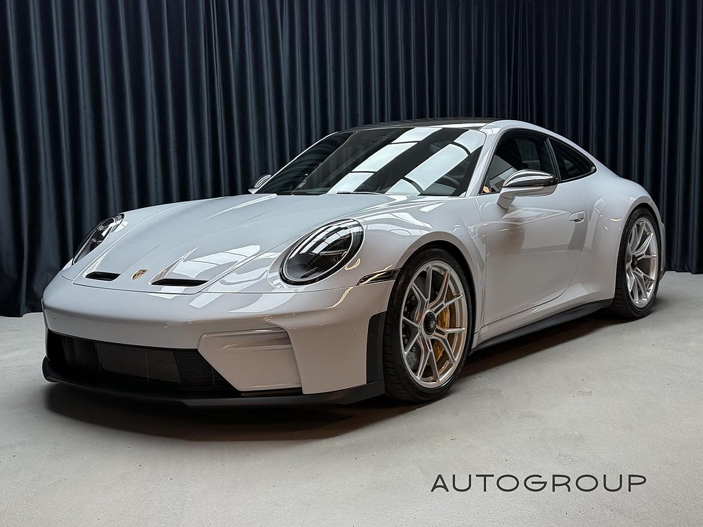 Porsche 911 GT3 Touring / PCCB / HD-Matrix Led