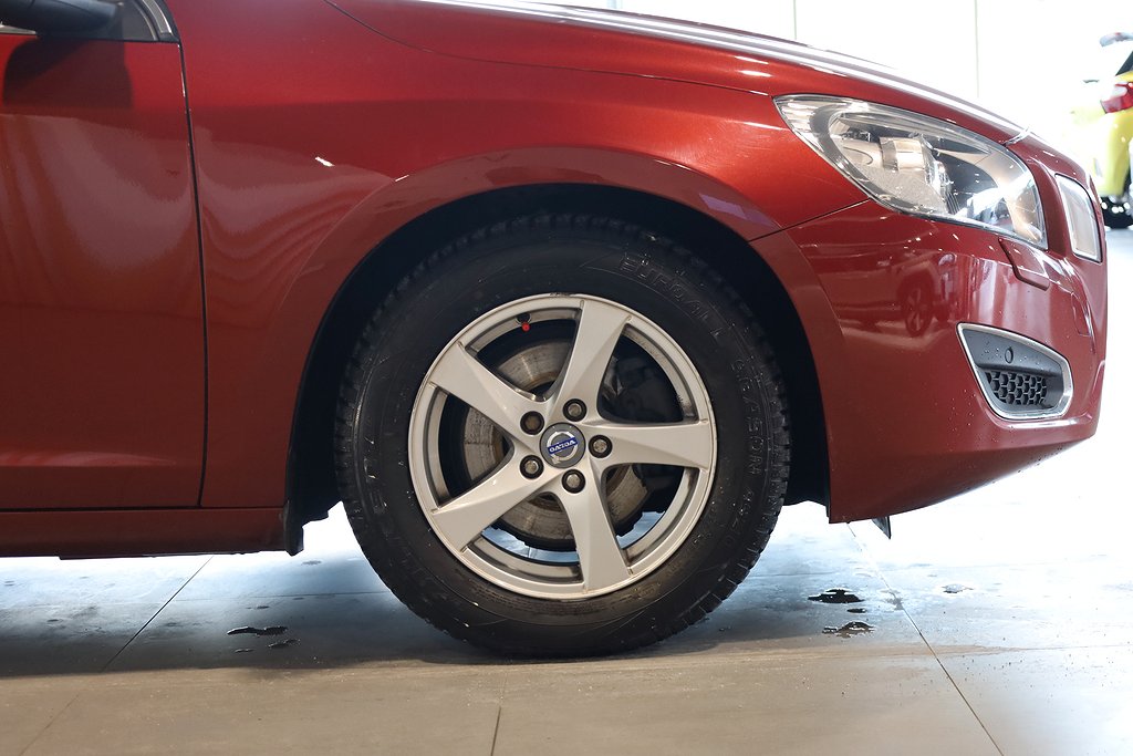 Volvo S60 T4F 180Hk Momentum Navi VOC PDC K-remsbytt 2013