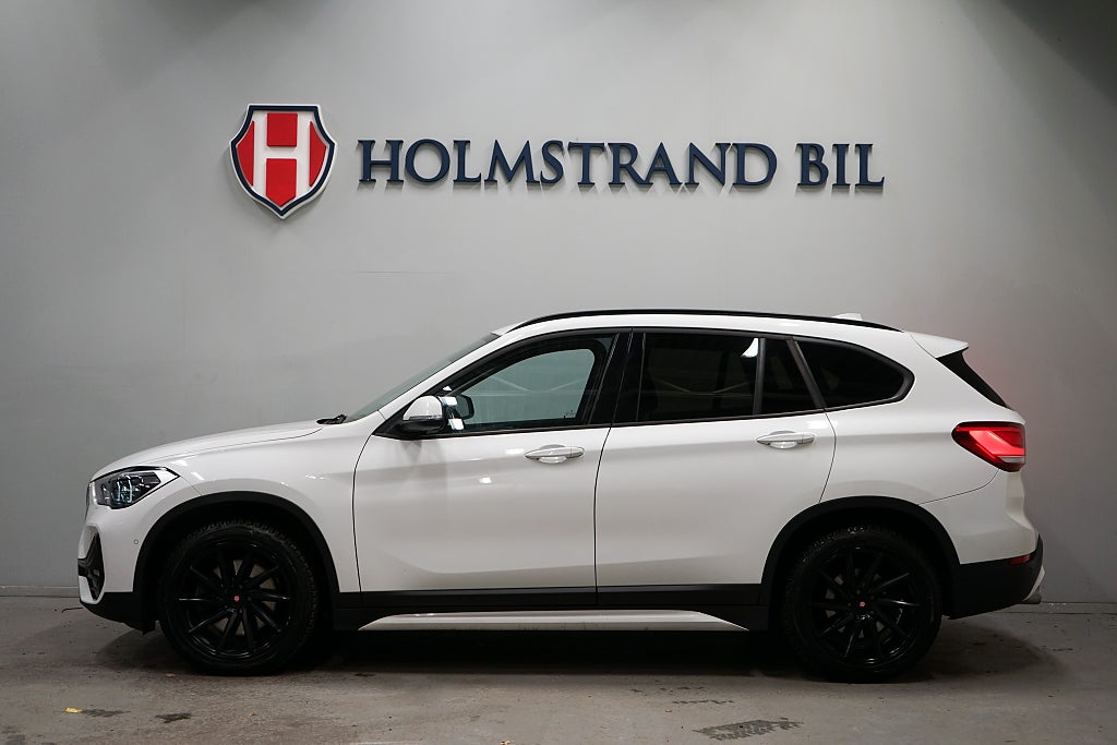 BMW X1 xDrive20d 190hk Sport line Drag HUD Rattvärme Kamera 