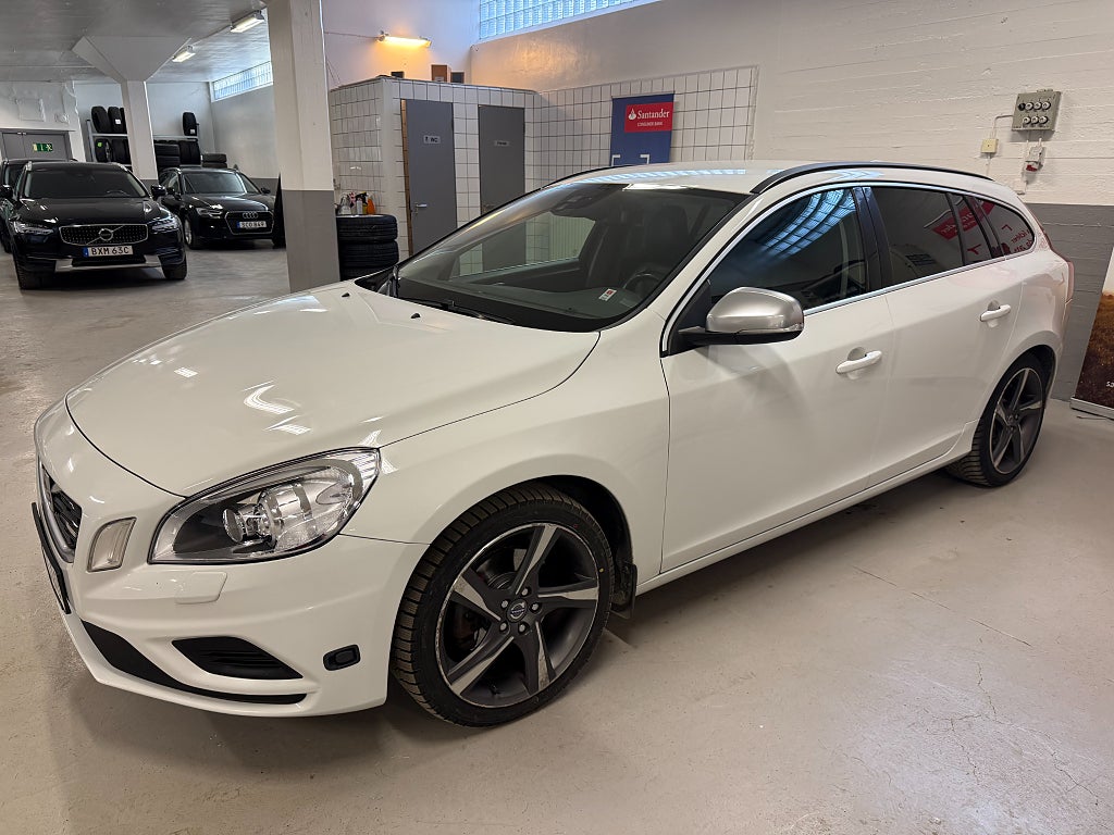 Volvo V60 T4F R-Design Drag
