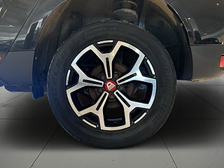 Dacia Duster 1.3 TCe GPF 4×4 Drag Navi Bkamera Farthållare S&V-däck – bild 14