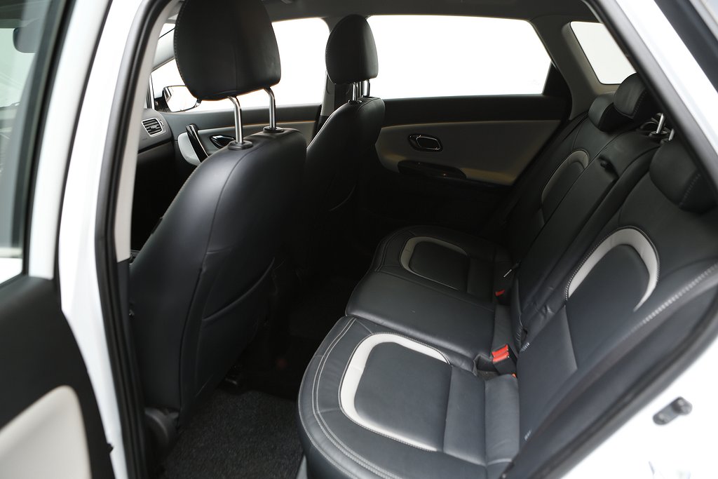 Kia Ceed 1,6 CRDi Business Aut Skinn B-kamera Motorv Drag 2015