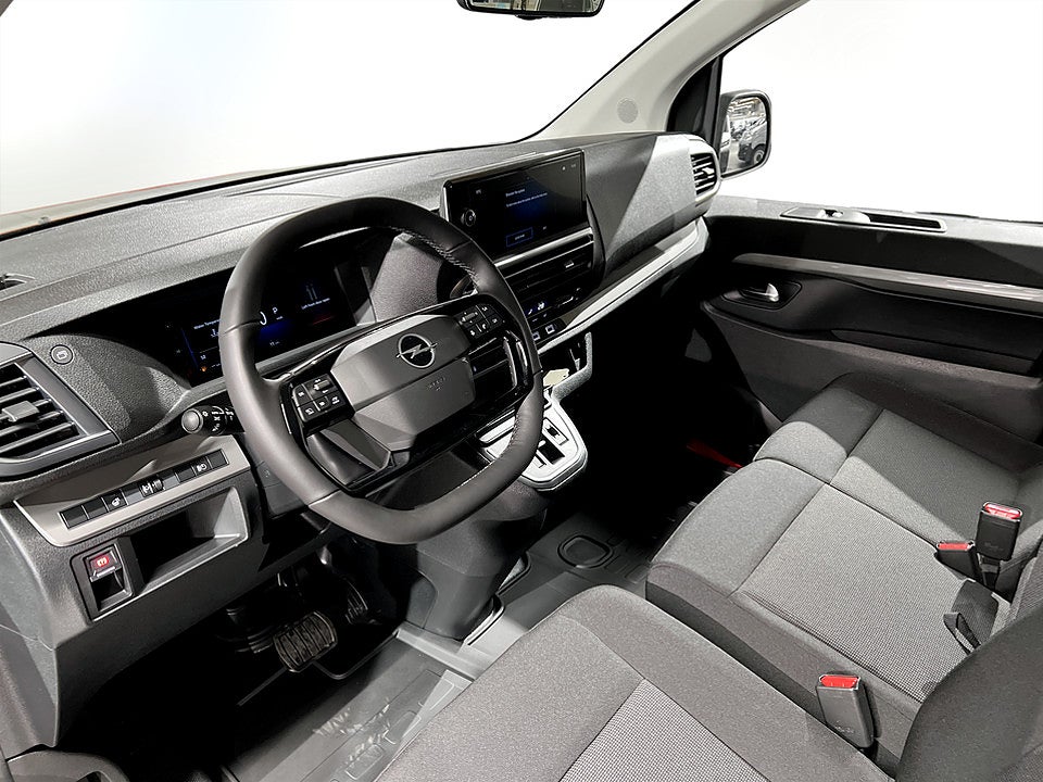 Bild på Opel Vivaro 145hk Aut L3 - EDITION! Värmare & Dragkrok