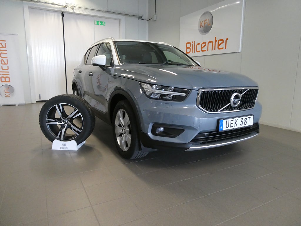 Volvo XC40 D3 Aut-Drag-Navi-BLIS-Pano-H&K-Skinn-360K-VOC-Värm-SoV
