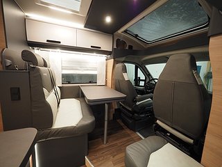 Husbil-halvintegrerad Knaus L!VE TI PLATINUM SELECTION 650 MEG 6 av 18