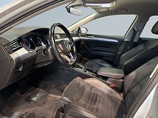 Volkswagen Passat Sportscombi GTE 1.4 TSI Drag Pvärm Kamera SoV – bild 7