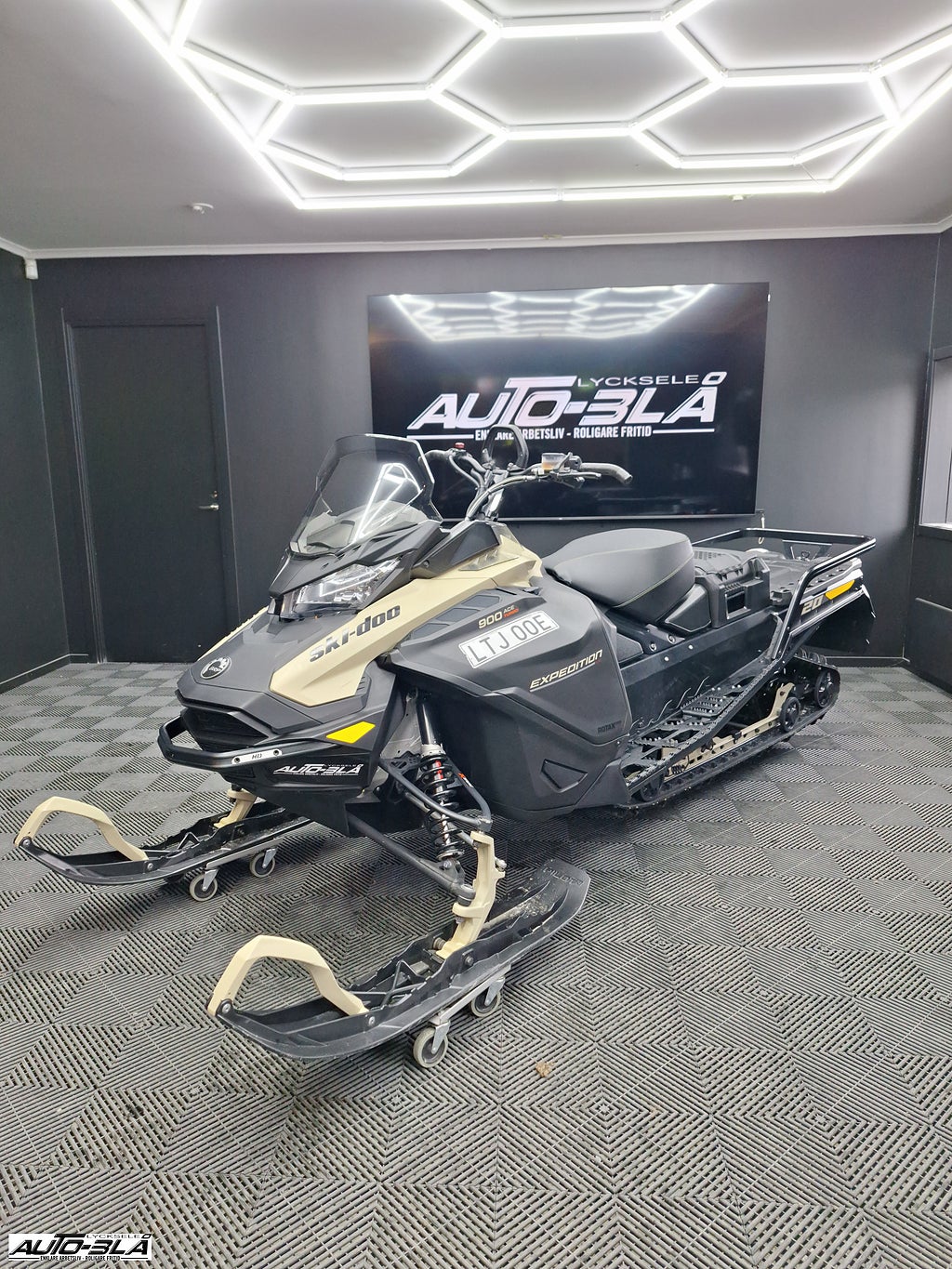 Ski-Doo Expedition LE 900 ACE T