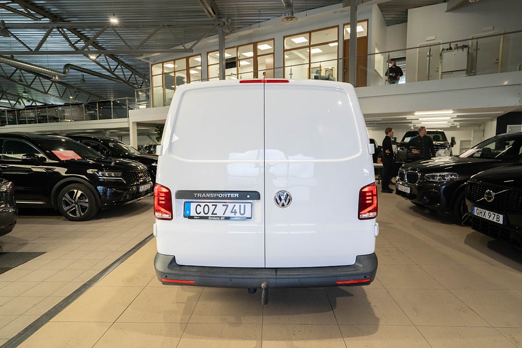 Volkswagen Transporter T30 TDI D-VÄRMARE DRAG CARPLAY MOMS 1-ÄGARE
