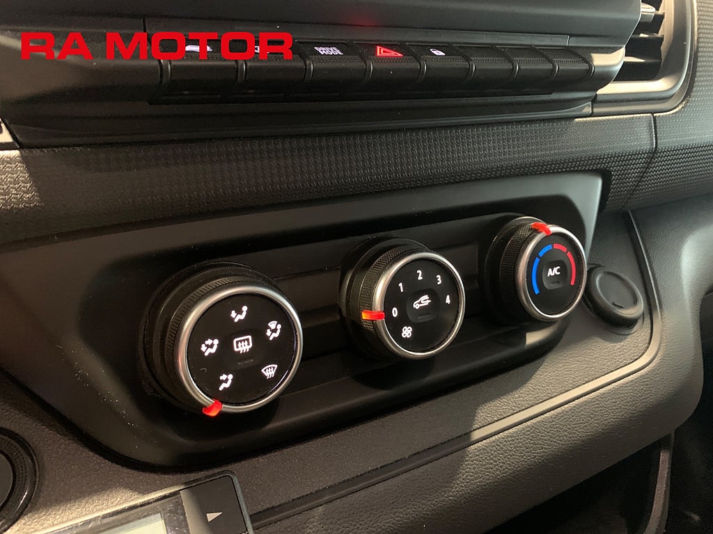Nissan primastar N-Connecta | Värmare |  Moms | Automat 2022
