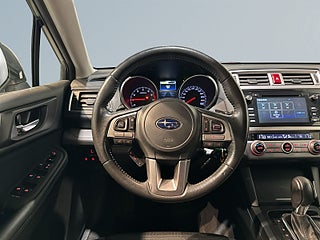 Subaru Outback 2.5 4WD Lineartronic Dragkrok Mvärm Backkamera SoV – bild 9