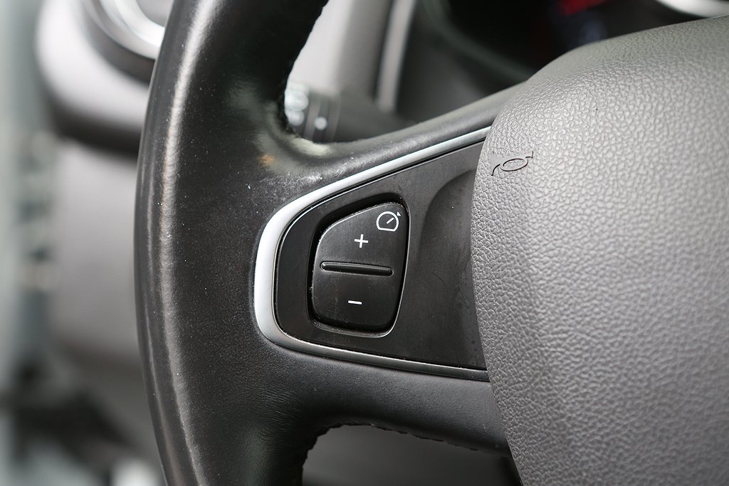 Renault Clio 0,9 TCe 90hk Intens 5D Navi P-sensor 2019