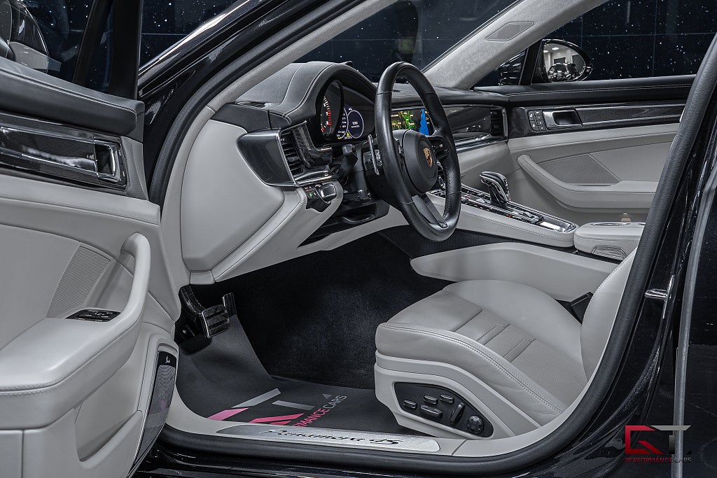 Porsche Panamera 4S E-Hyb ST SportDesign Bur3D 21" Kolfiber Pano 18-vägs