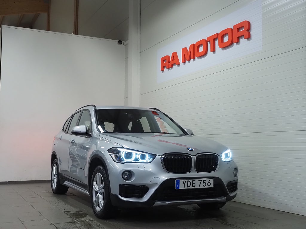 BMW X1 xDrive20d 190hk Sport line Drag Kamera Navi HuD Keyless 2016