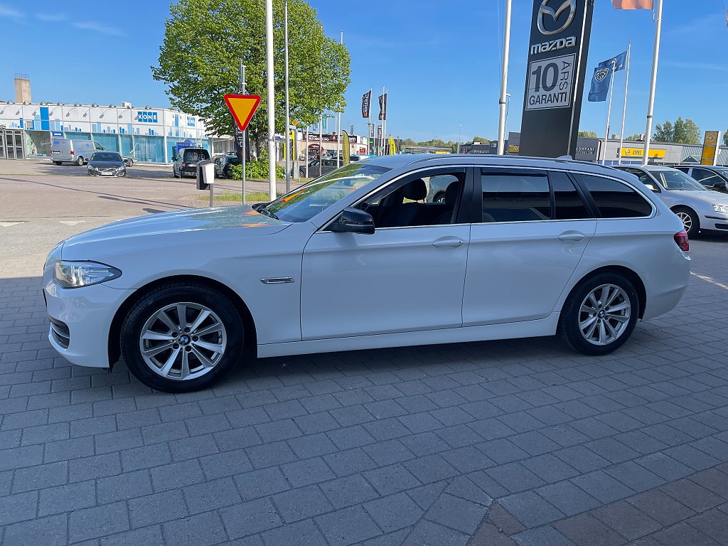 BMW 520d xDrive Touring 190 hk VÄRMARE DRAG