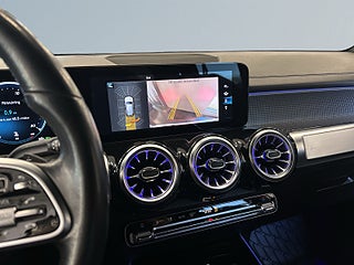 Mercedes-Benz GLB 200 d 4MATIC  7-sits S&V-hjul/Burmester/Kamera/Drag