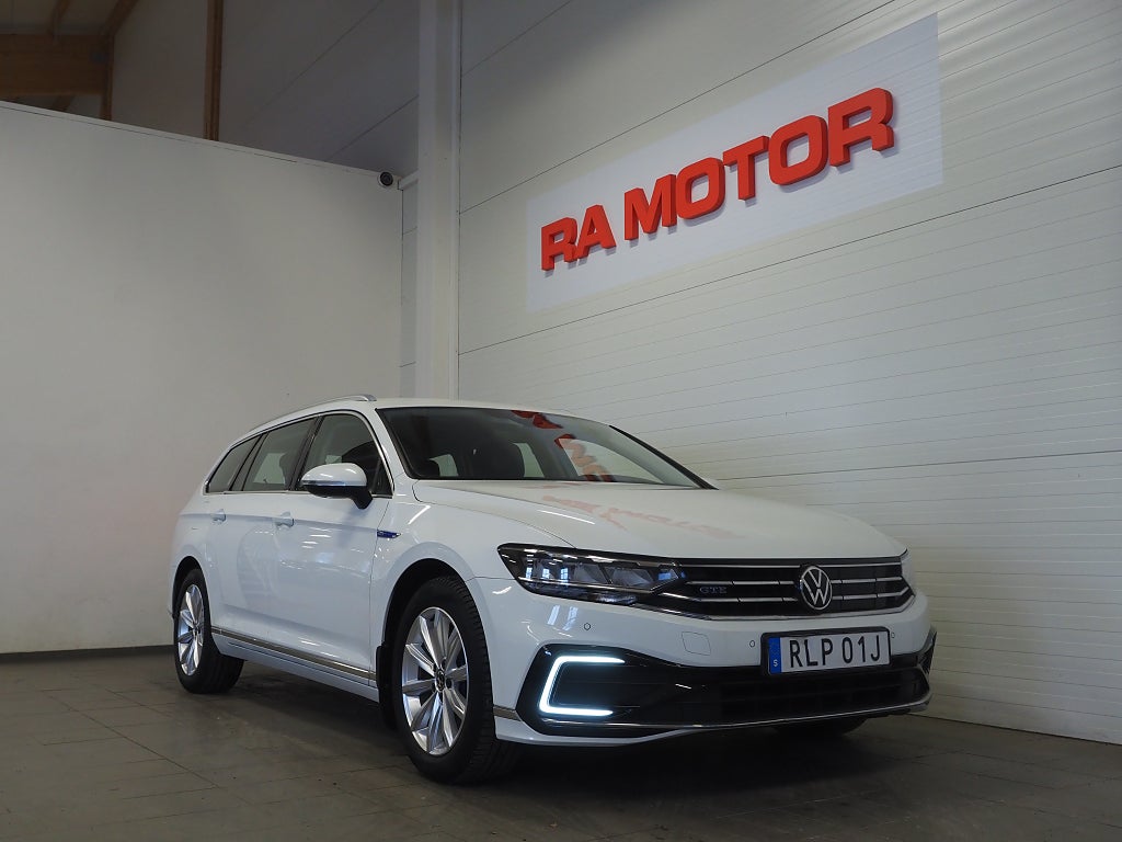 Volkswagen Passat SC GTE 1.4 TSI Plug-in Drag Cockpit Värmare Keyless GPS 2021