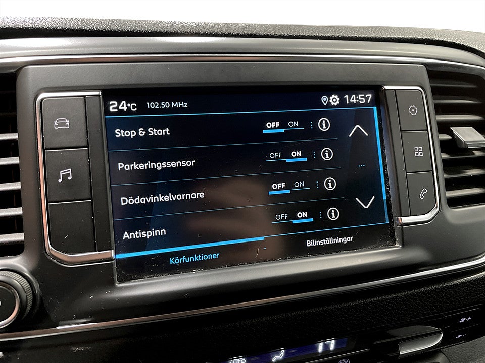 Bild på Peugeot Expert PRO+ North Pack 2.0 BHDi 120hk Aut L2 B-KAMERA CARPLAY