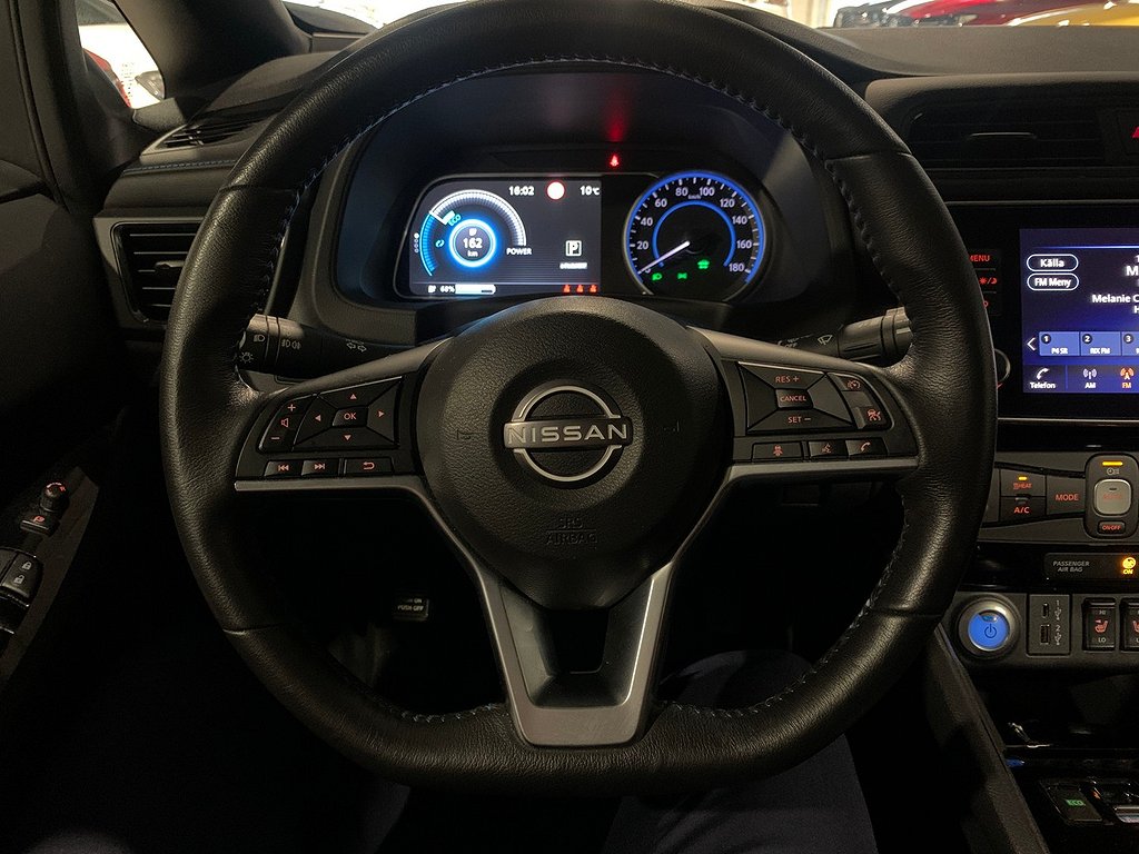 Nissan Leaf N-Connecta|40kWh|Värmepump|360 kamera 2022