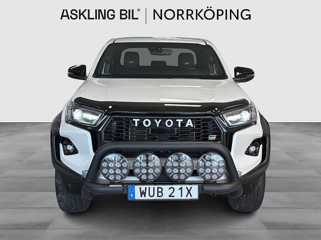 Toyota Hilux 2025 - miniatyr 5