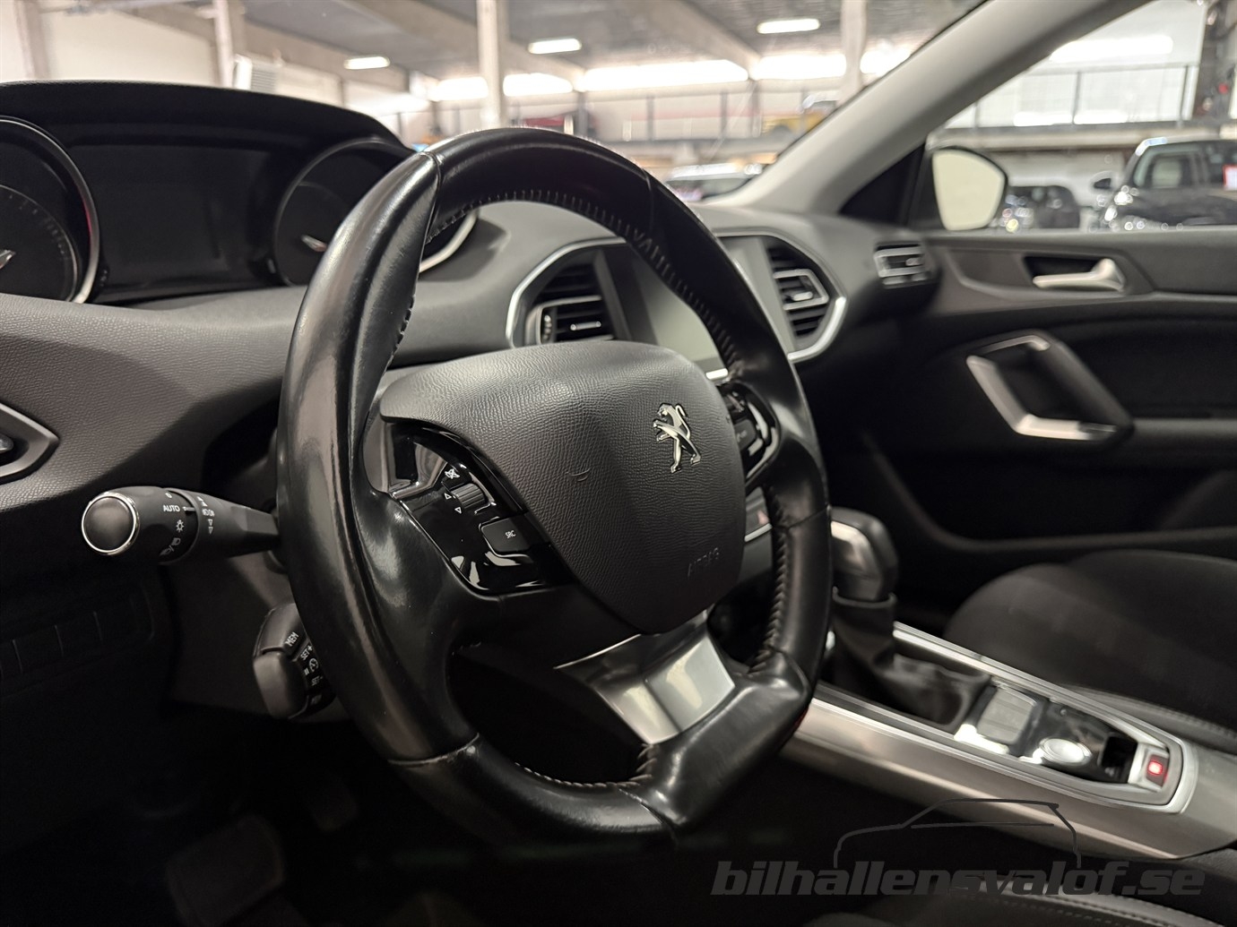 Peugeot 308 2017, bild 3/44