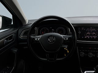 Volkswagen T-Roc 2.0 TDI SCR 4Motion Rattvärme/Kamera/P-Sens/SoV-Däck – bild 9