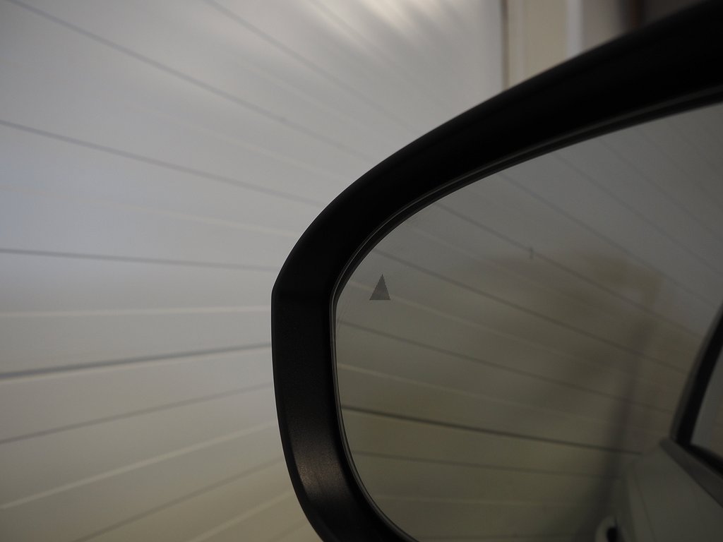 Nissan Qashqai 1.3 DIG-T MHEV Aut N-Connecta 360° Navi Moms 2023