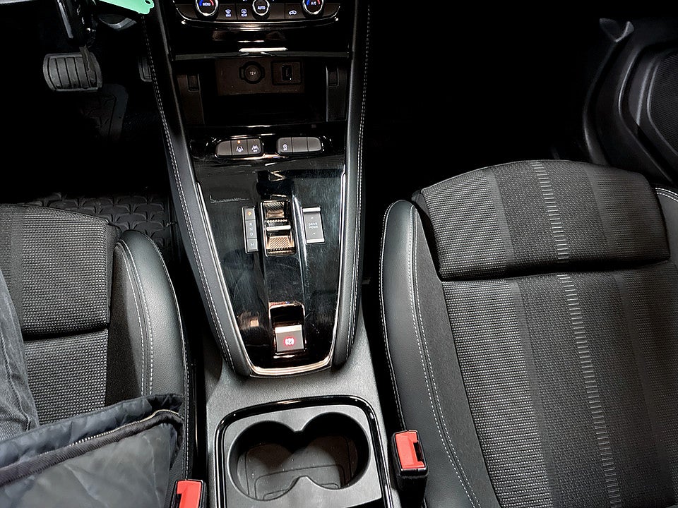 Bild på Opel Grandland GS 1.2 Turbo 130hk Aut CARPLAY NAVI