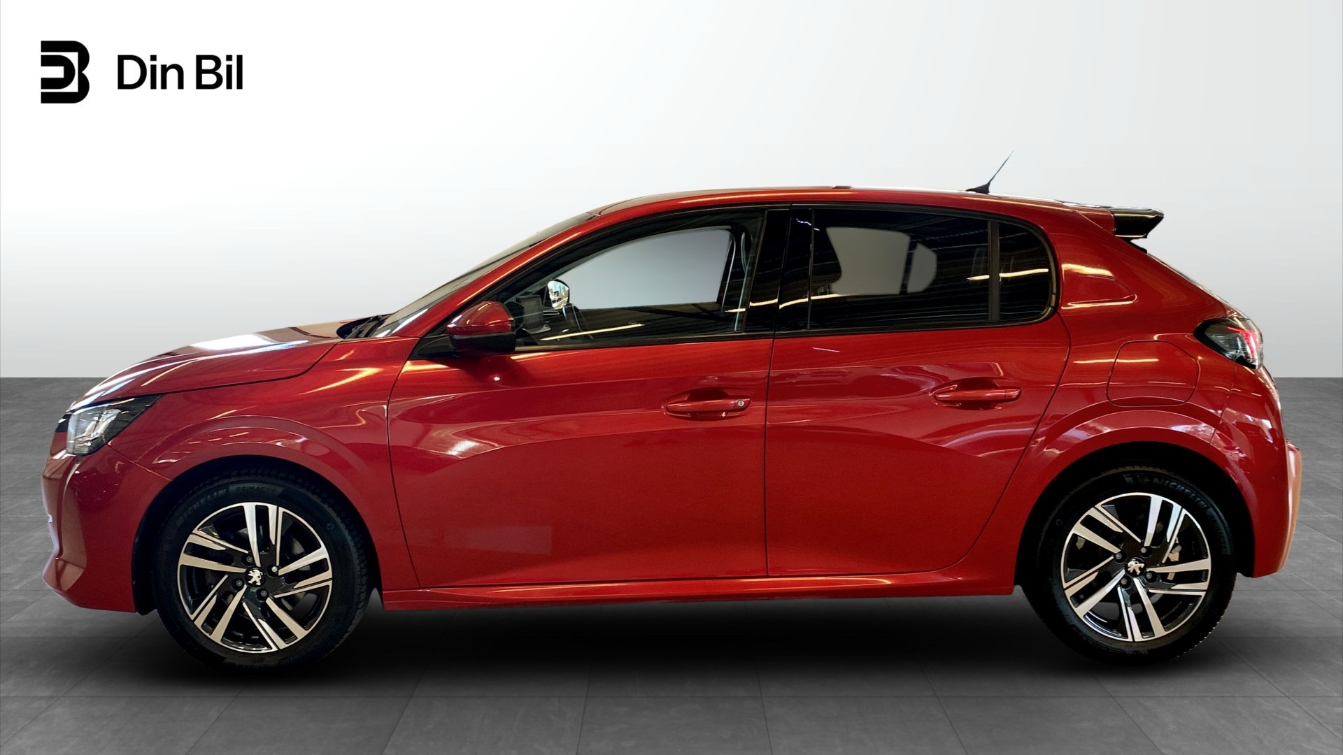 Peugeot 208 1.2 Puretech 100HK 2021, bild 2/10