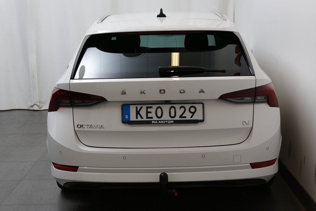 Skoda Octavia Combi iV Style 204hk DSG Värmare Drag Leasbar 2021