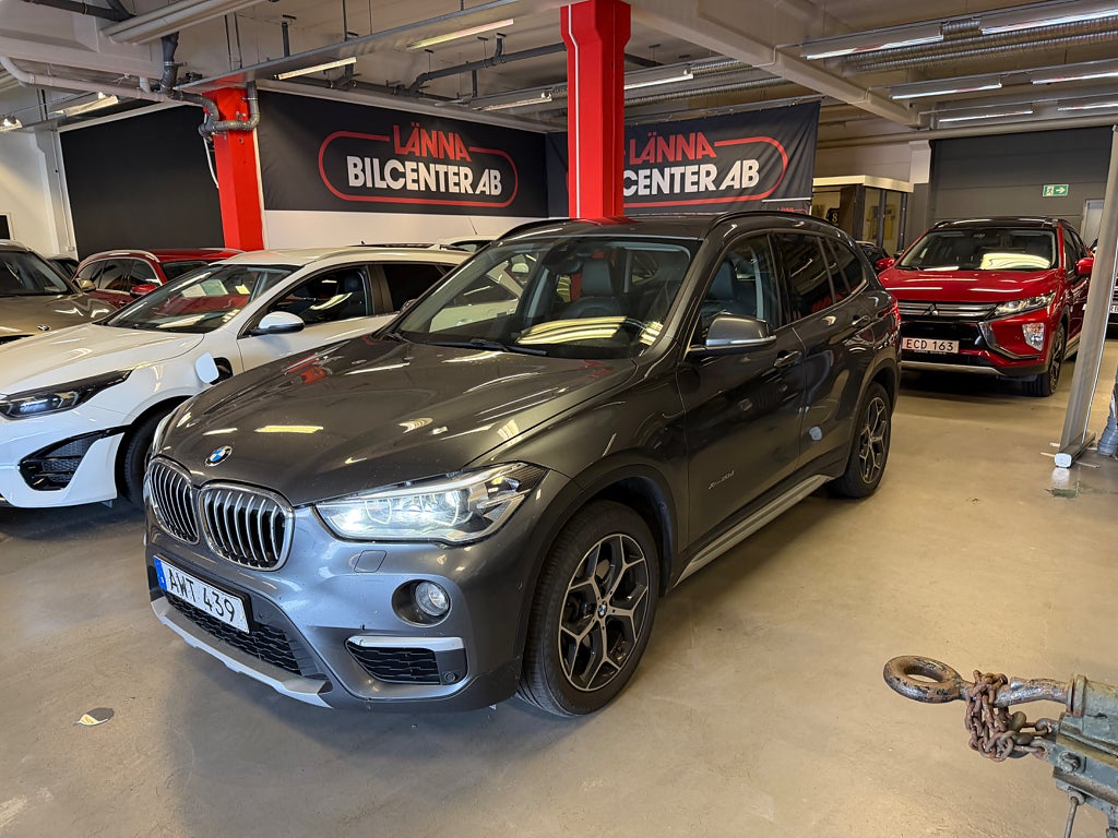 BMW X1 xDrive20d Aut Drag 2 ägare Kamera PDC Motorvärmare SoV