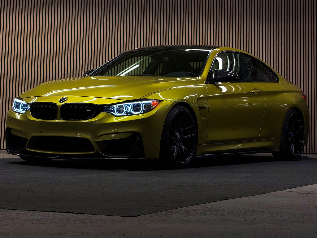 BMW M4 COMPETITION/ CARBON/ M-DRIVER/ 500HK/ DCT/NAVI PRO/H&K 
