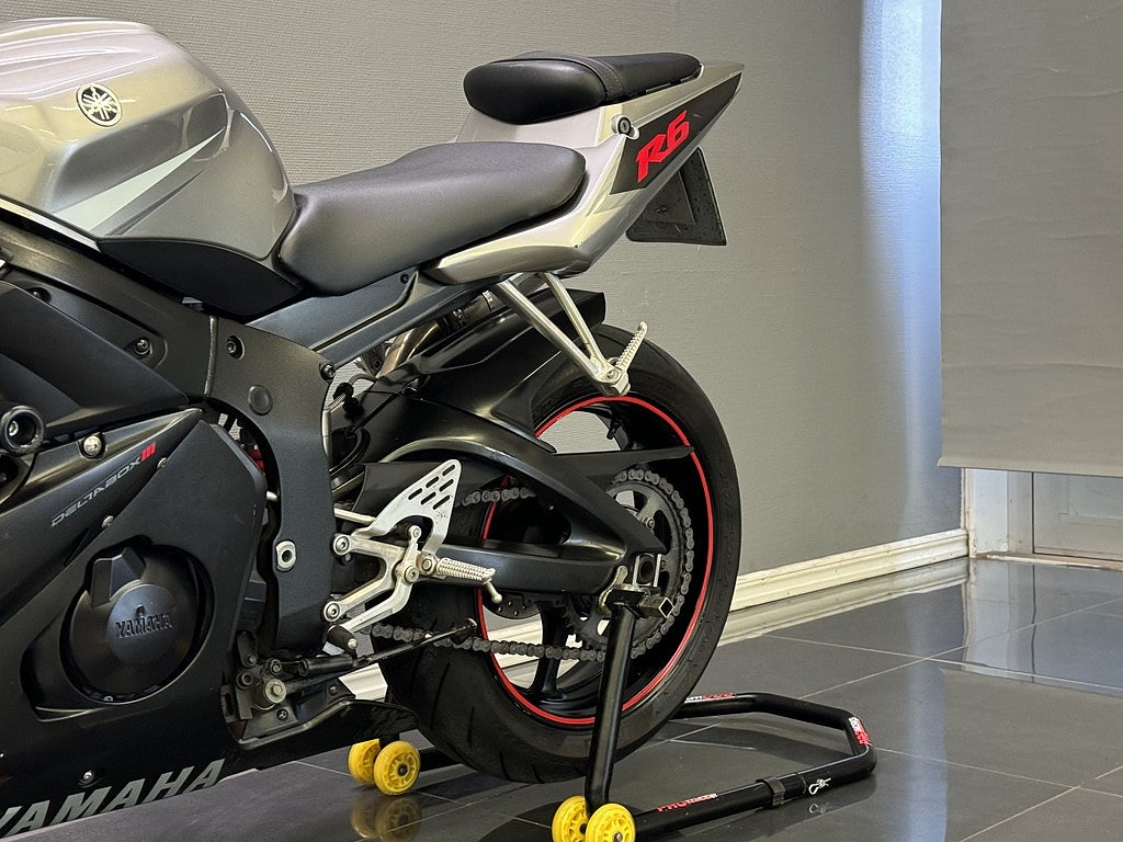 Yamaha YZF-R6 0.6