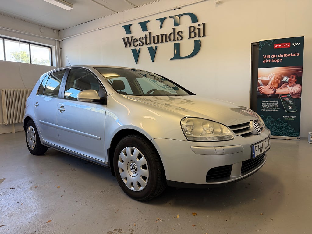 Volkswagen Golf 5-dörrar 1.6 Trendline | SoV-Hjul | AC