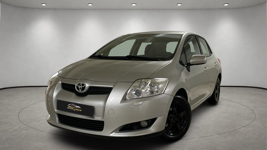 Toyota Auris 5-dörrar 1.6 VVT, 124hk MultiMode Låga mil Nyserv,Besik