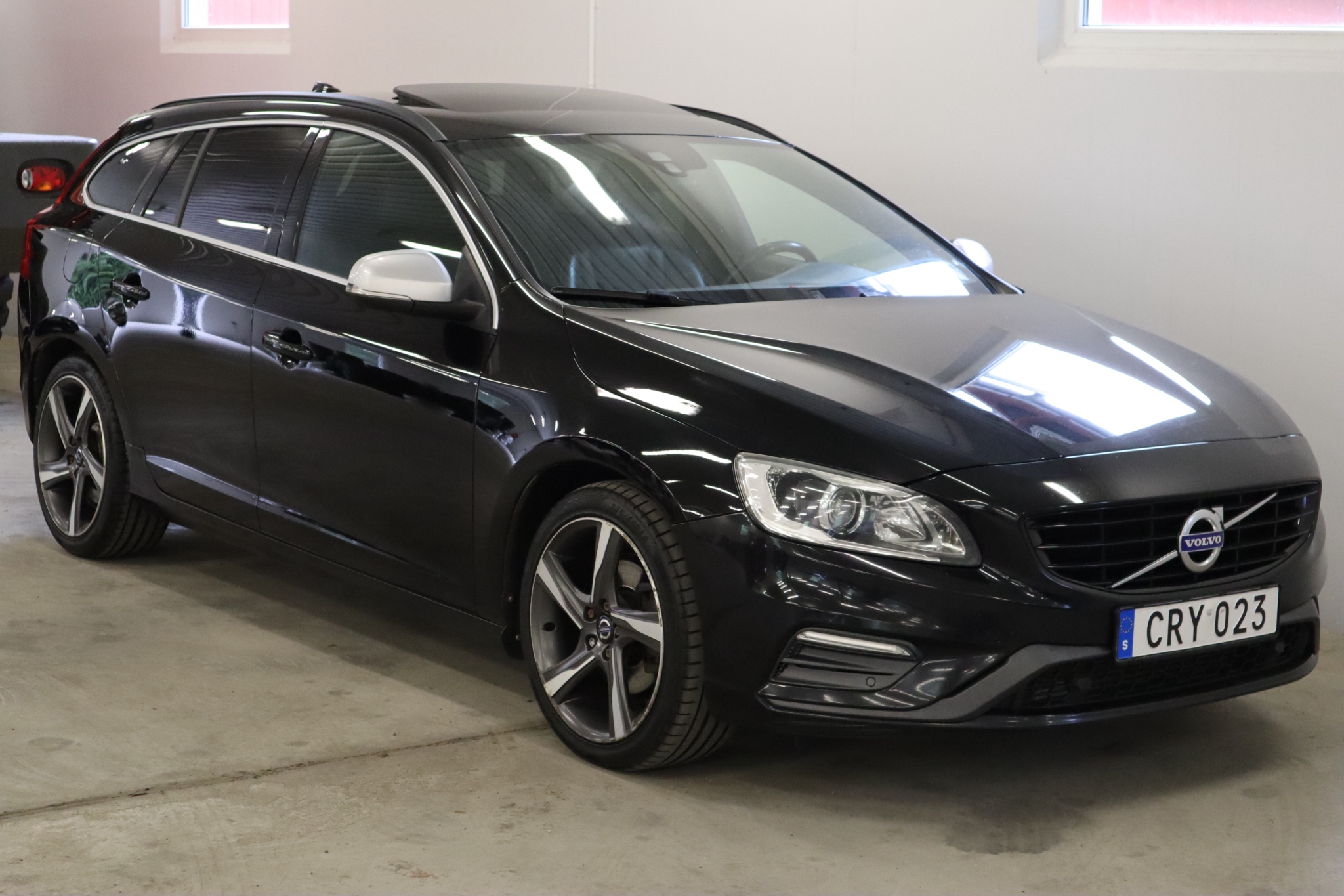 Volvo V60 D4 R-Design BE 2016, bild 3/60
