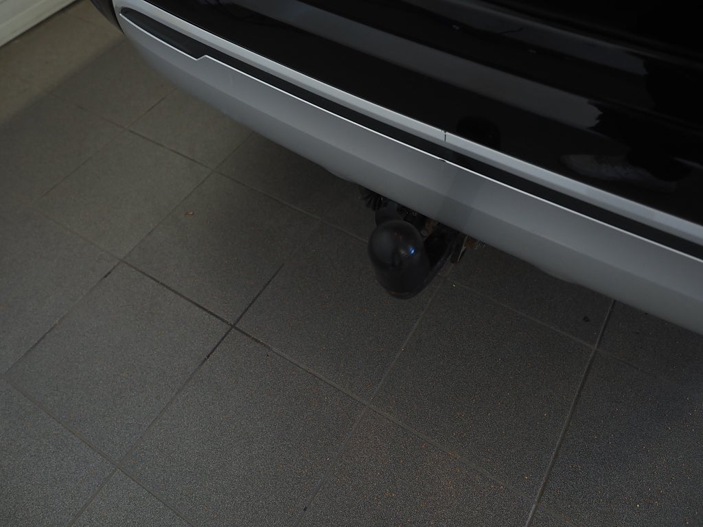 Mitsubishi Outlander PHEV 4WD CVT Business Dragkrok Skinn 360° Kamera 2019