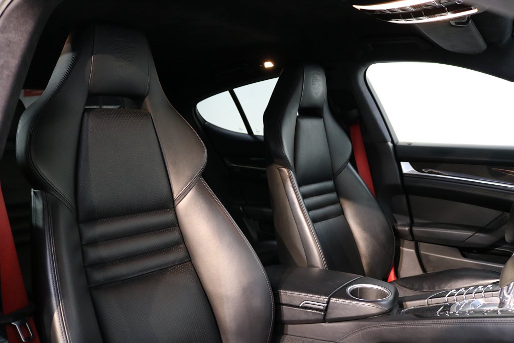 Porsche Panamera 2012 - miniatyr 19