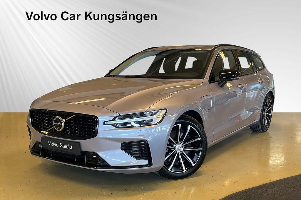 Volvo V60 T6 Plus Dark Nordic Edition Harman/Kardon 360-k...