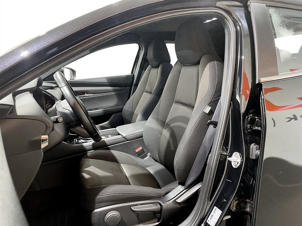 Bild på Mazda 3 Hatchback Sky 2.0 150hk Aut - B-KAMERA, CARPLAY