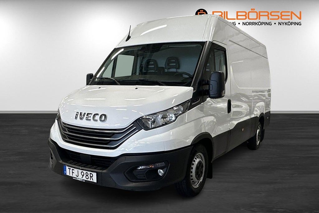 Iveco Daily 35S14A8 Van 12 m3 (Webasto värmare, 3.500 kg dragvikt)