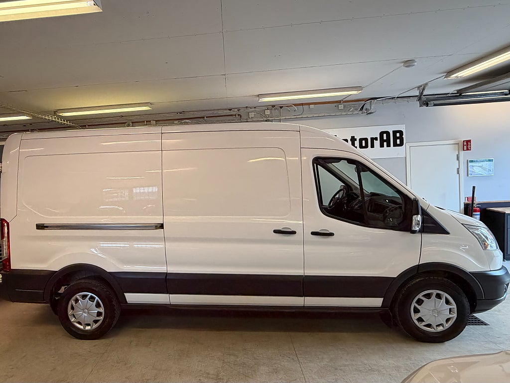Ford transit 350 2.2 TDCi  Backkamera/ VÄRMARE 