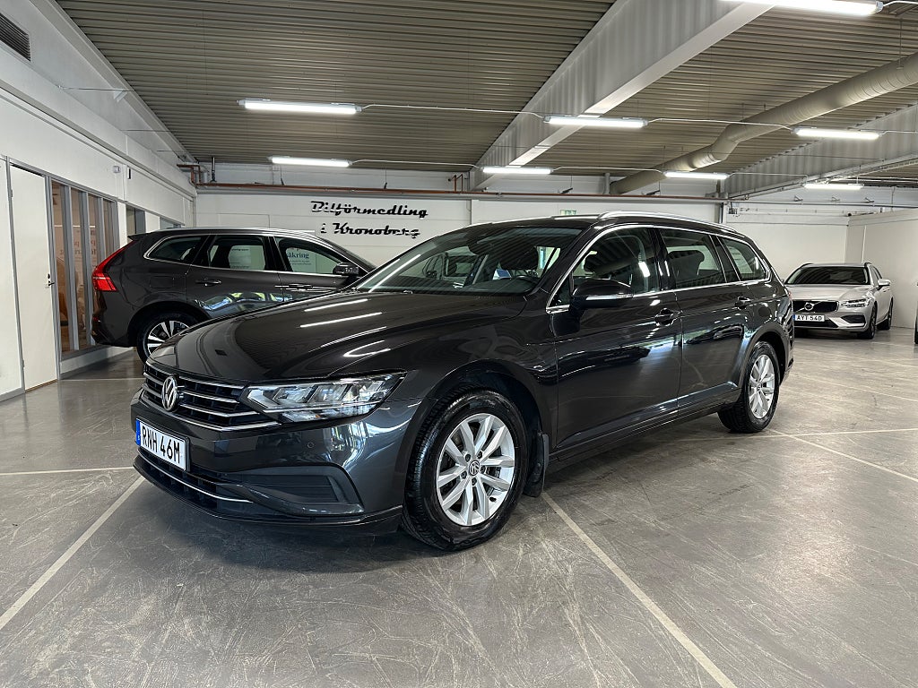 Volkswagen Passat Sportscombi 1.5 TSI Dragkrok Adaptiv Kamera Carplay