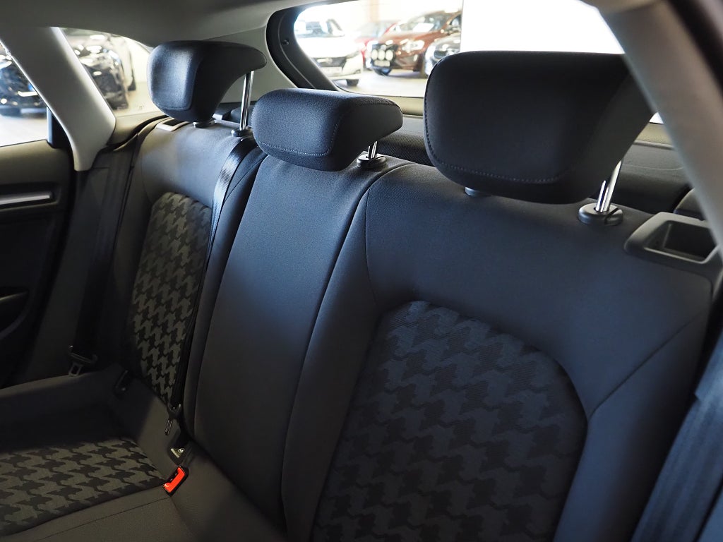 Audi A3 Sportback 1.2 TFSI 110hk P-Sensorer Farthållare 2015