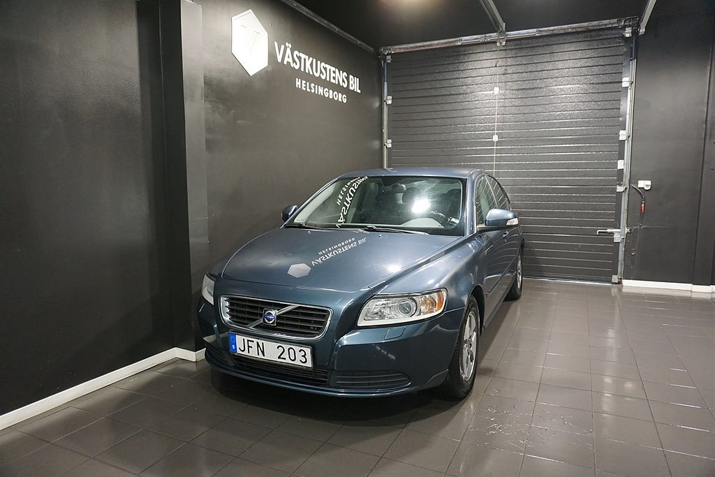 Volvo S40 1.6 D Manuell, Ny Bes, M-Värm 109hk