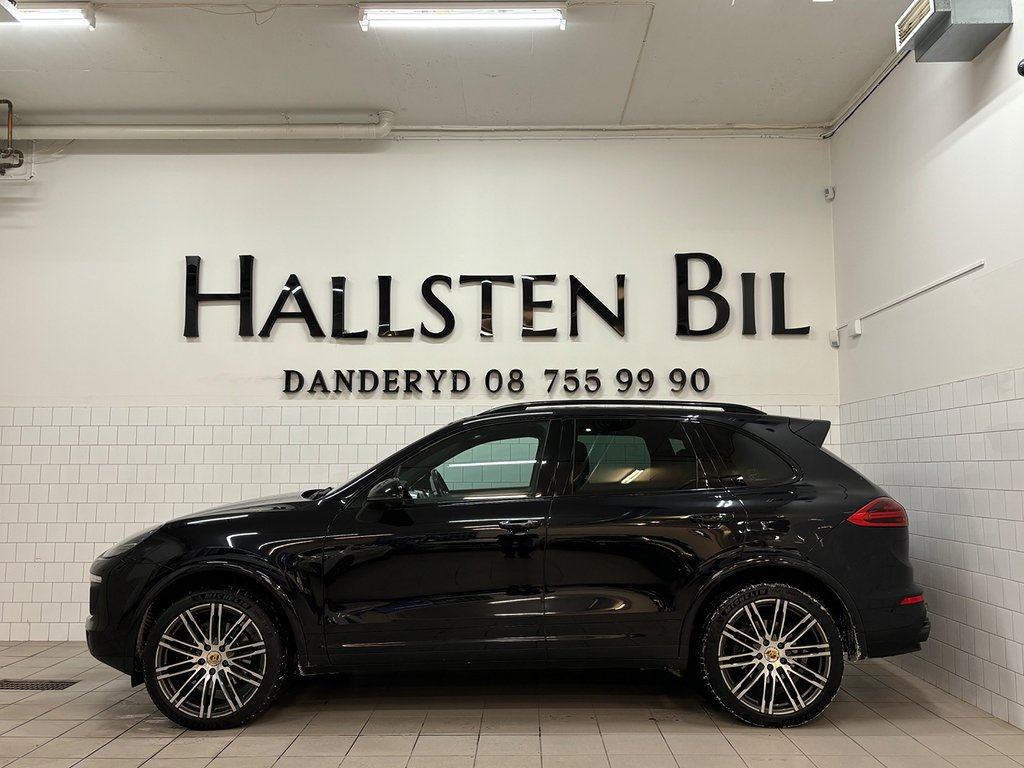 Porsche Cayenne Diesel 262Hk Lucka Värmare Drag Luftfjädring Svensksåld