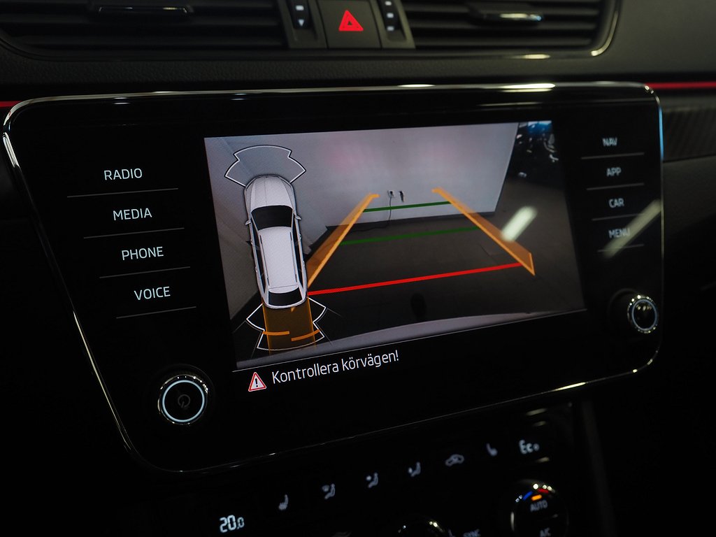 Skoda Superb iV 218hk Sportline Plug-in Hybrid |Drag|Cockpit| 2021