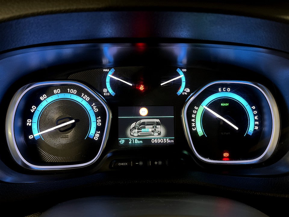 Bild på Peugeot e-Expert PRO+ 75kWh 136hk Aut L3 B-KAMERA NAVI