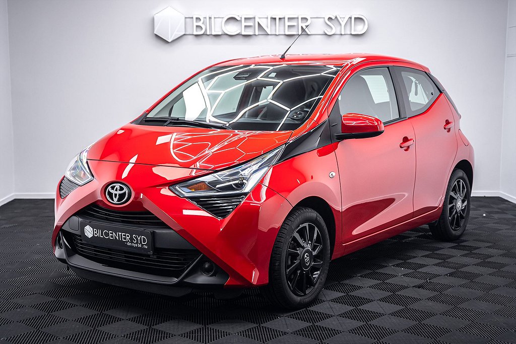 Toyota Aygo 5-dörrar 1.0 VVT-i x-shift|X-PLAY|72hk|